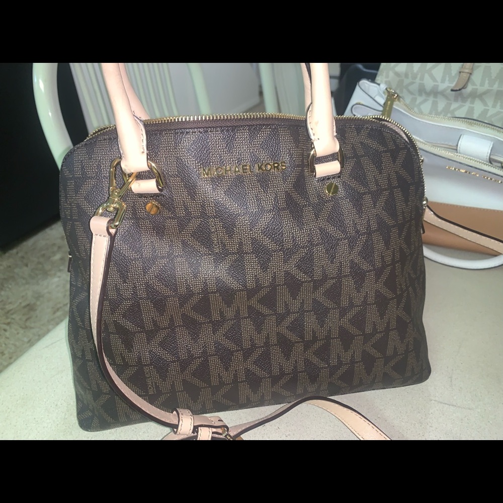 Michael kors satchel new condition